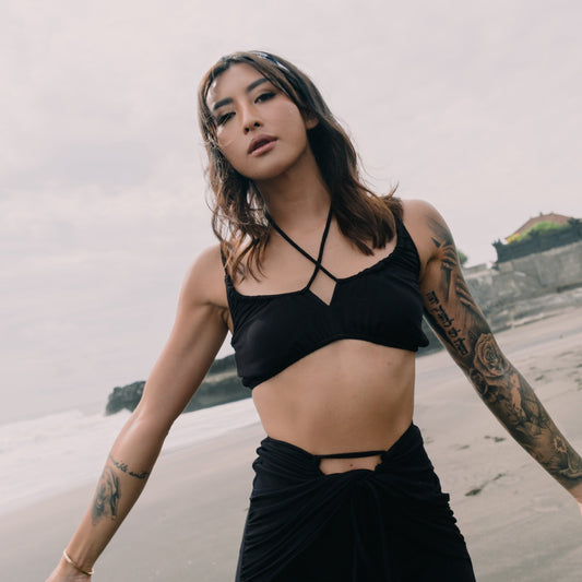 Daisy Top in Black