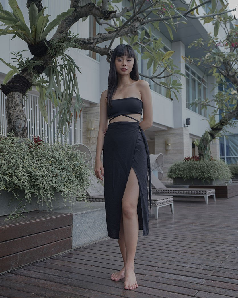 BODRUM SKIRT IN BLACK